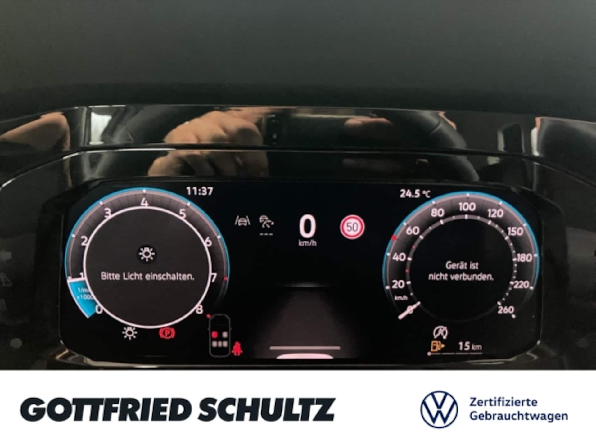 Volkswagen Golf Life