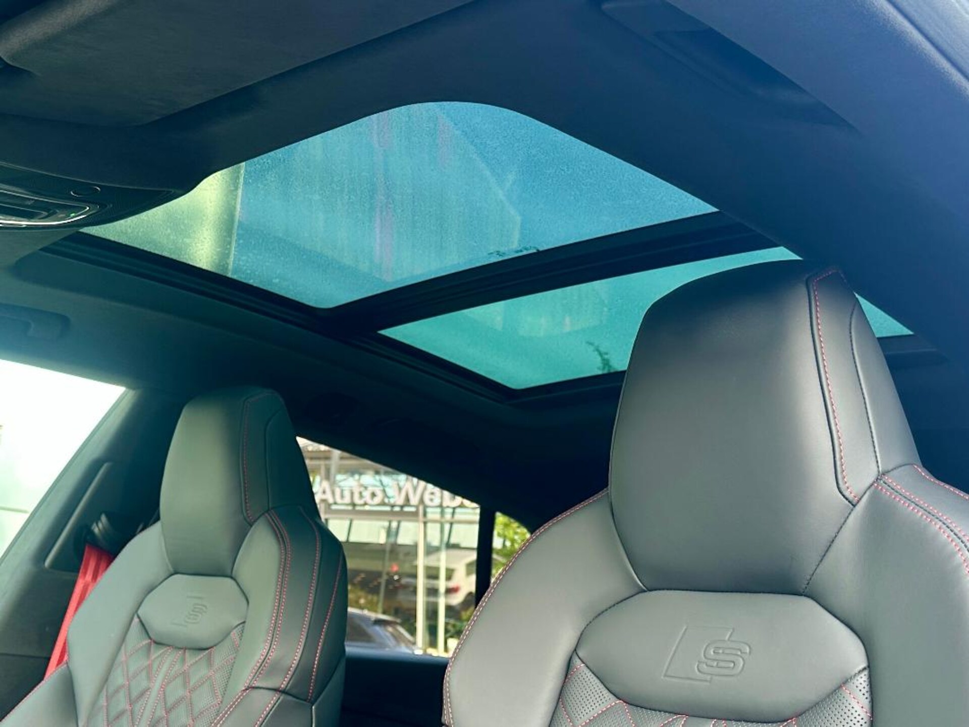 Audi SQ8 SUV