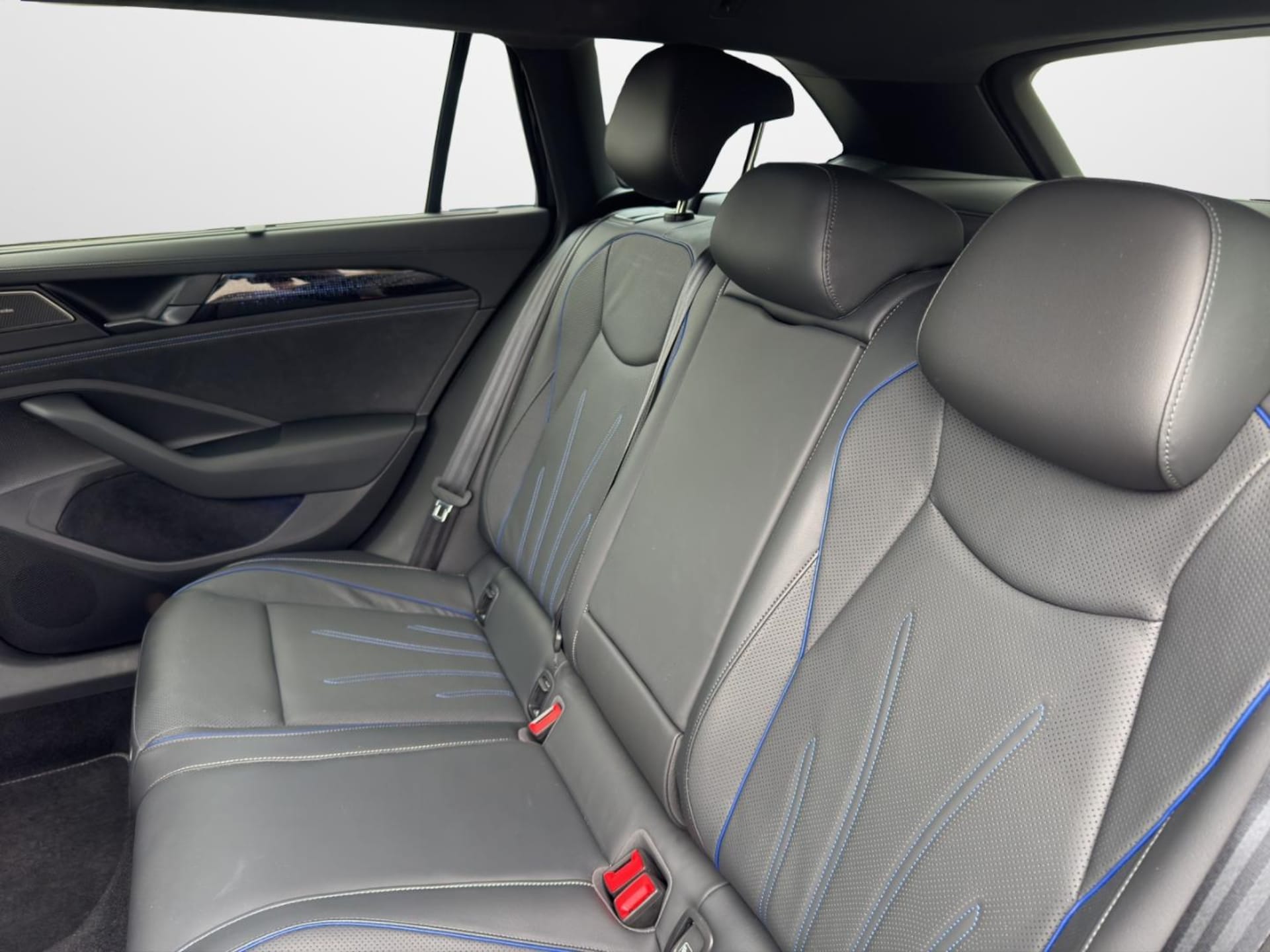 Volkswagen Passat R-Line