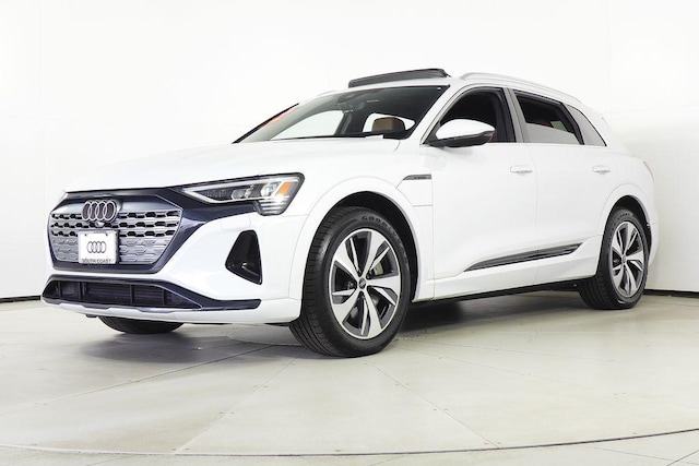 2024 Audi Q8 e-tron