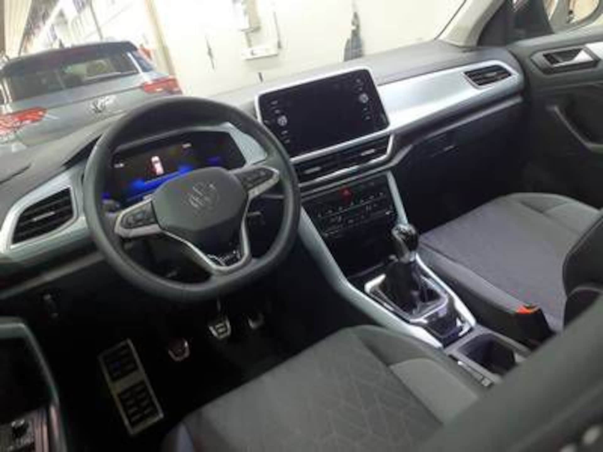 Volkswagen T-Roc Life
