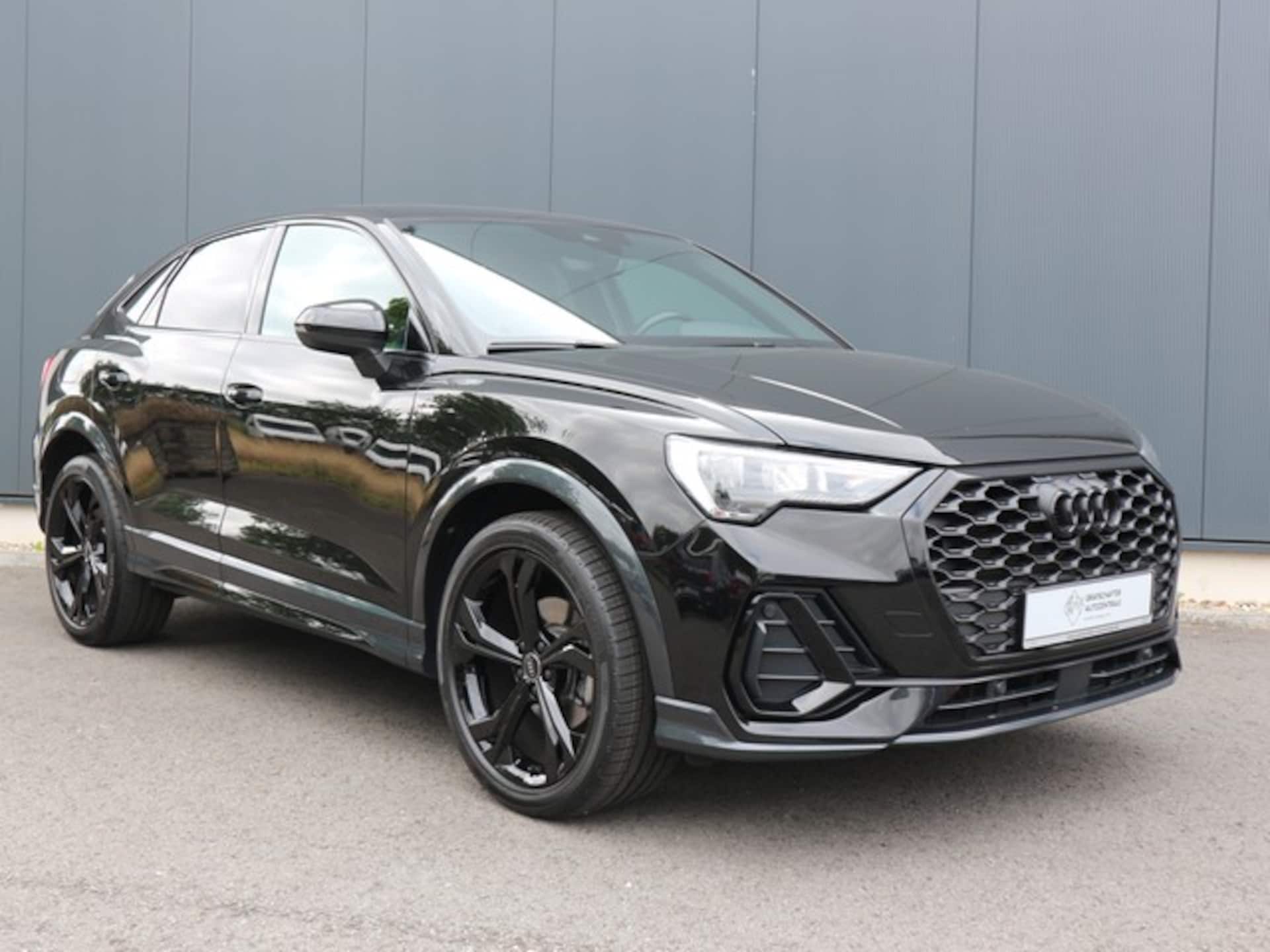 Audi Q3 Sportback S line