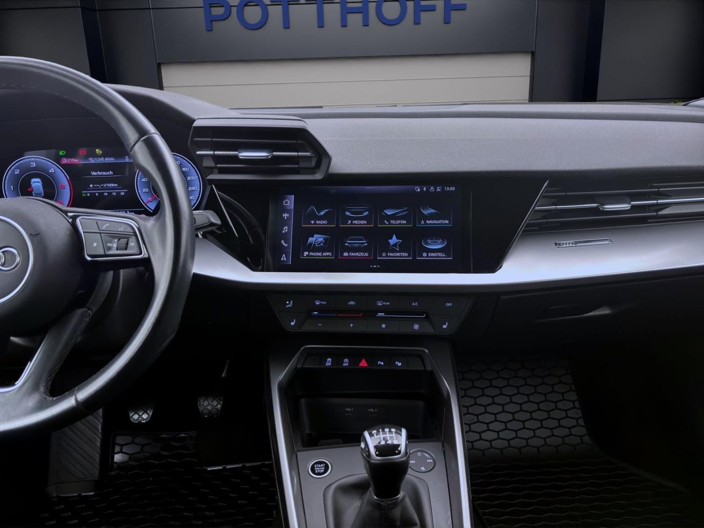 Bild über Audi A3 Sportback advanced 30 TDI Schaltgetriebe - für weitere Informationen kontaktieren Sie den Audi Partner