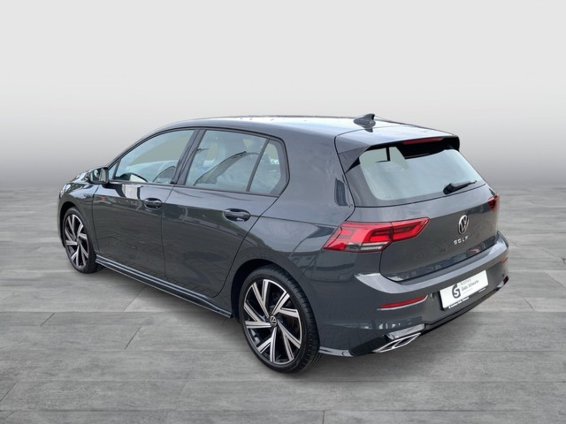 Volkswagen Golf R-Line