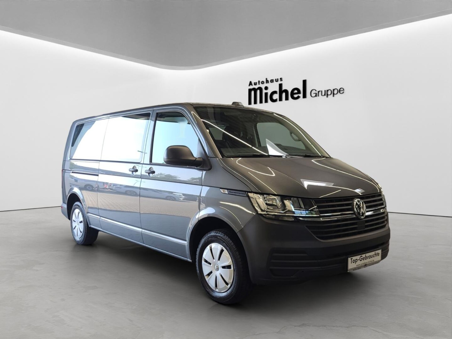 Volkswagen T6.1 Transporter Kombi langer Radstand