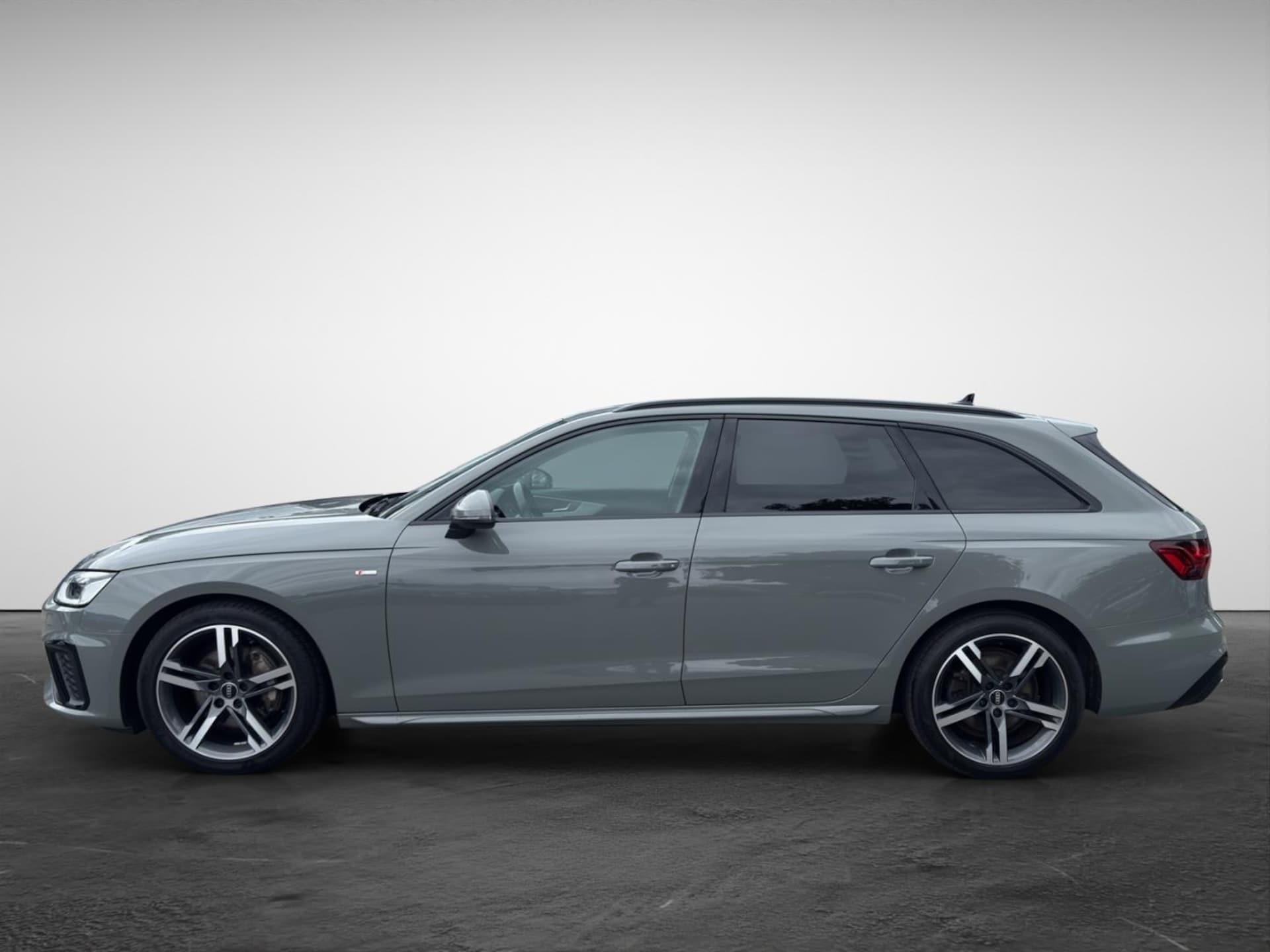 Audi A4 Avant S line