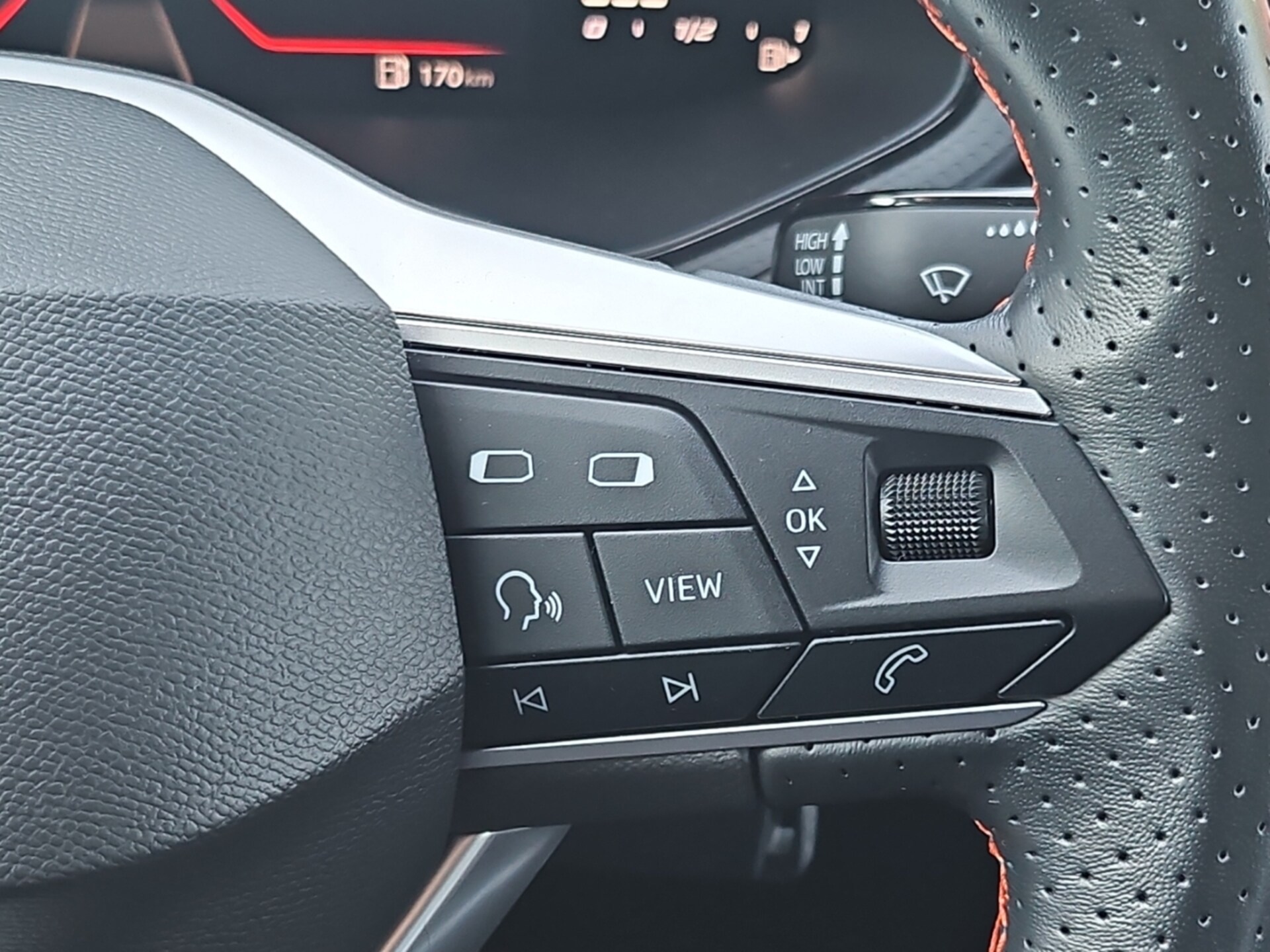 SEAT Arona FR