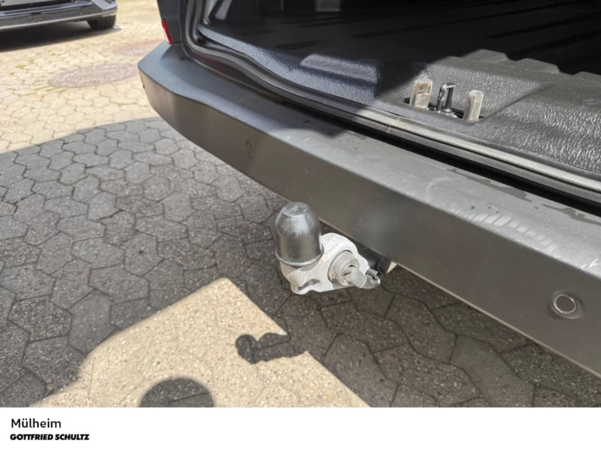 Volkswagen Transporter Kasten langer Radstand