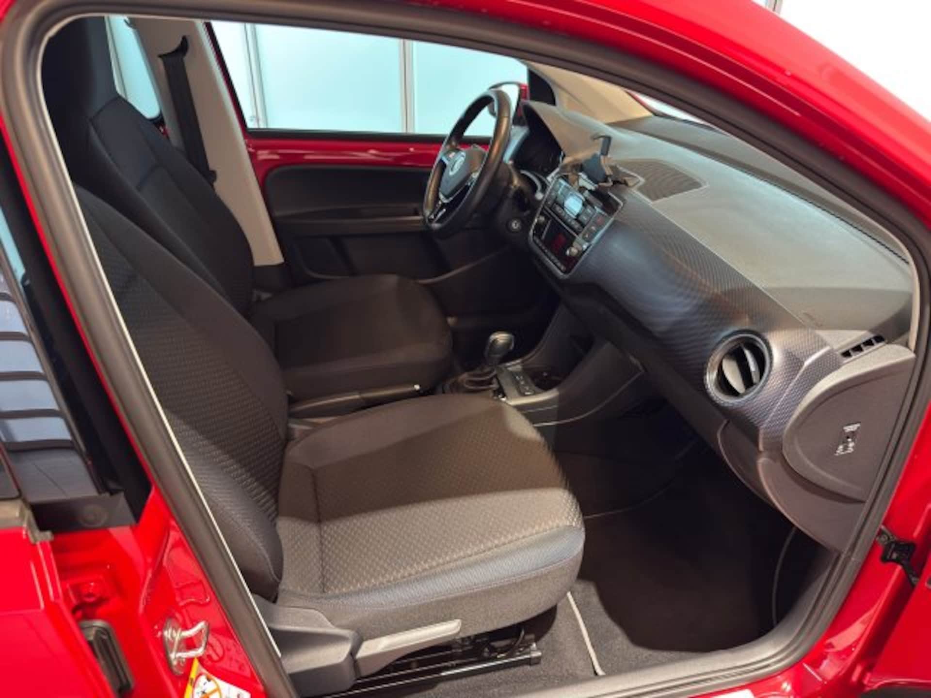 Volkswagen e-up! UNITED