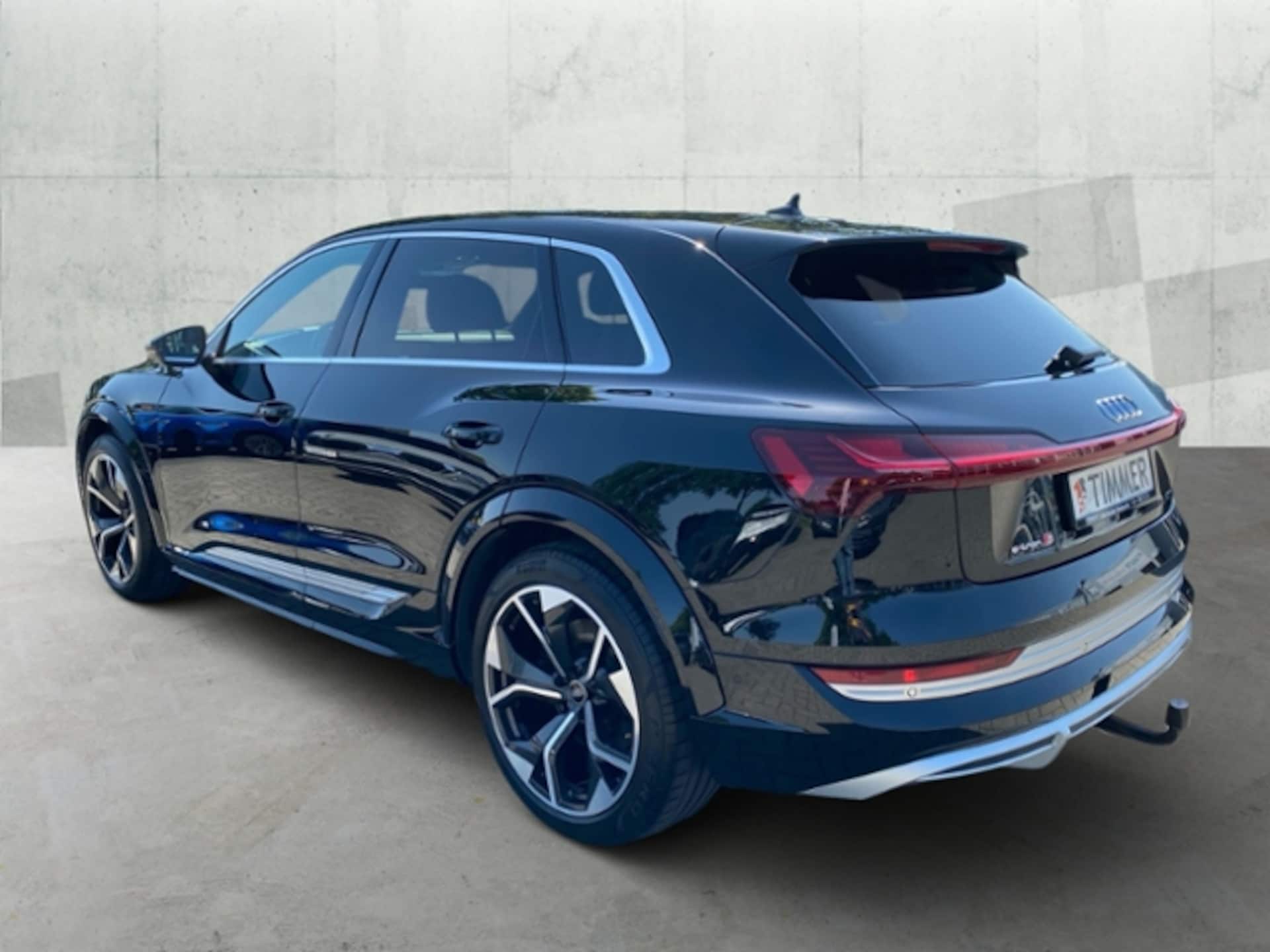 Audi e-tron S