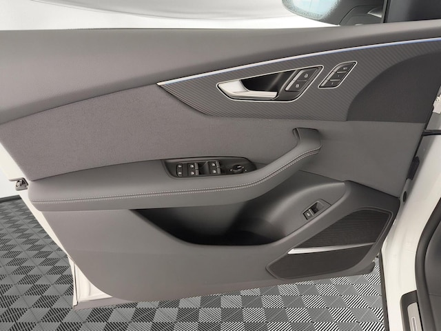 2026 Audi SQ8 Premium Plus - Photo 14