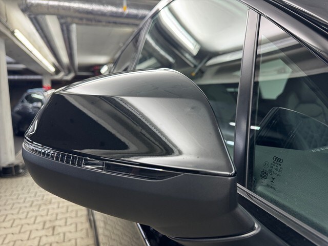 Image about Audi Q7 SUV S line 50 TDI quattro tiptronic