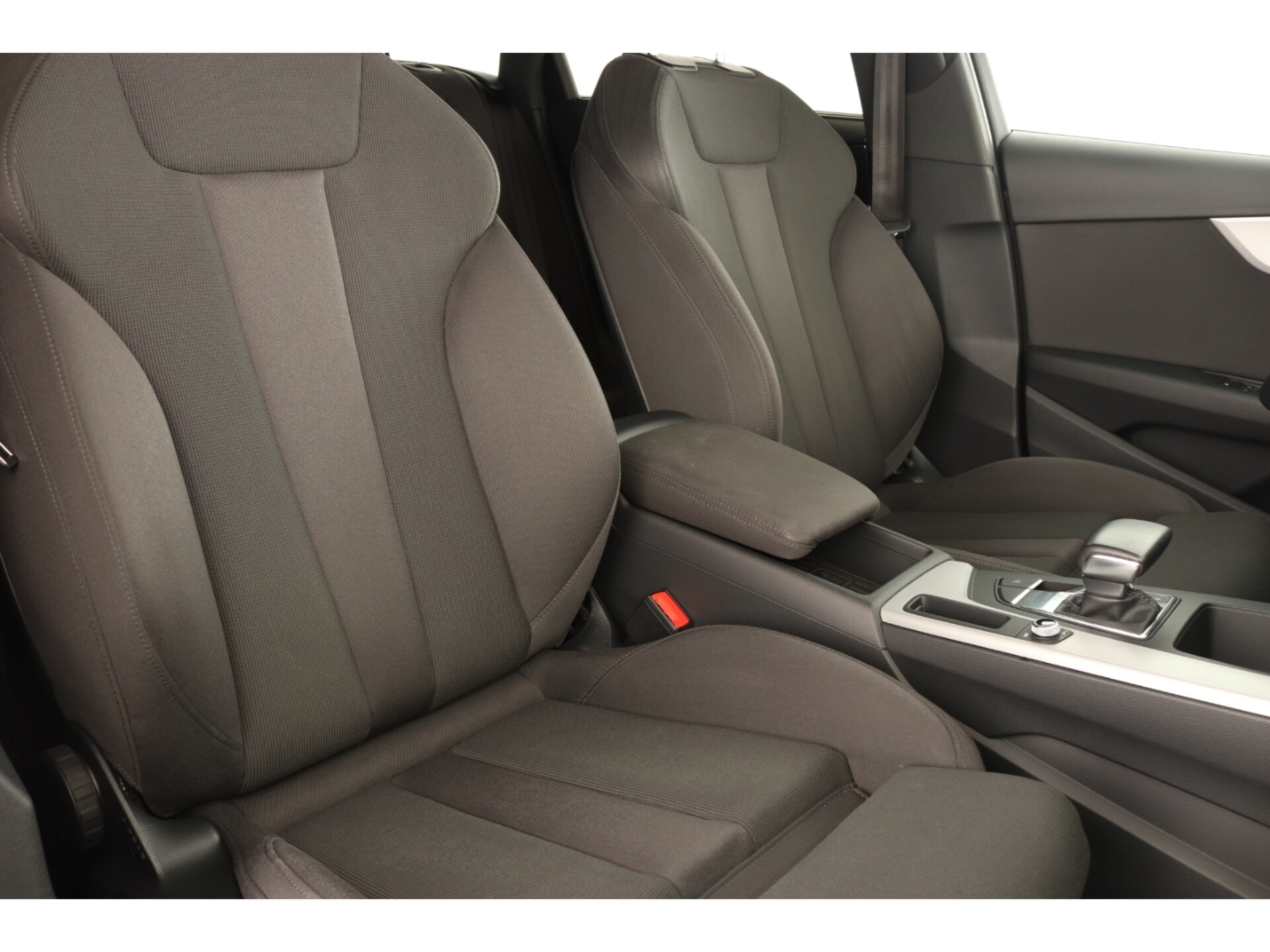 Audi A4 Avant S line
