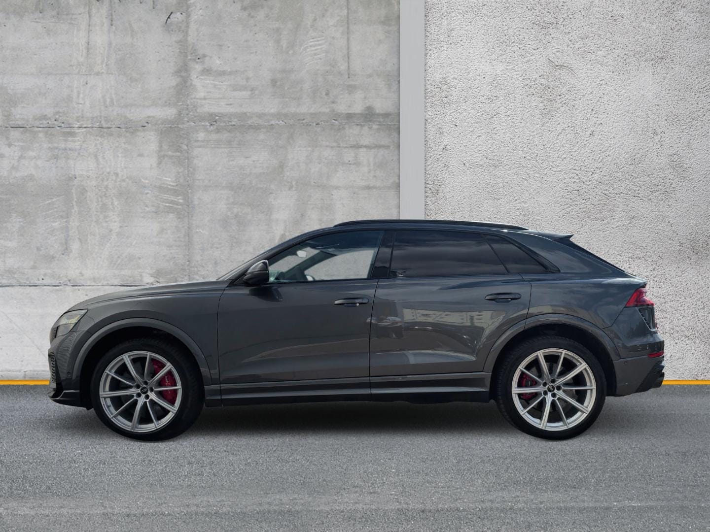 Bild über Audi RS Q8 TFSI quattro tiptronic - für weitere Informationen kontaktieren Sie den Audi Partner