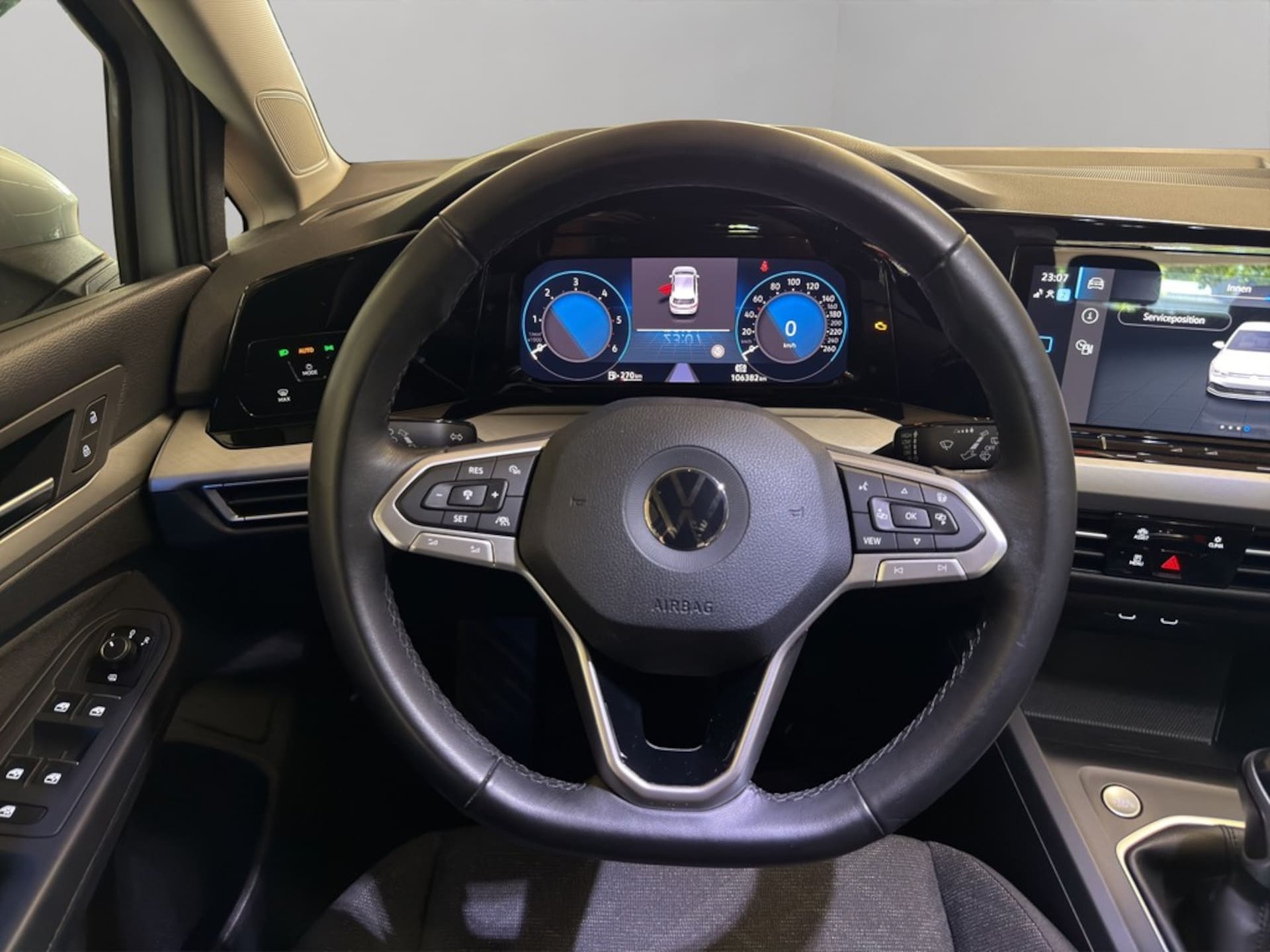 Volkswagen Golf Life
