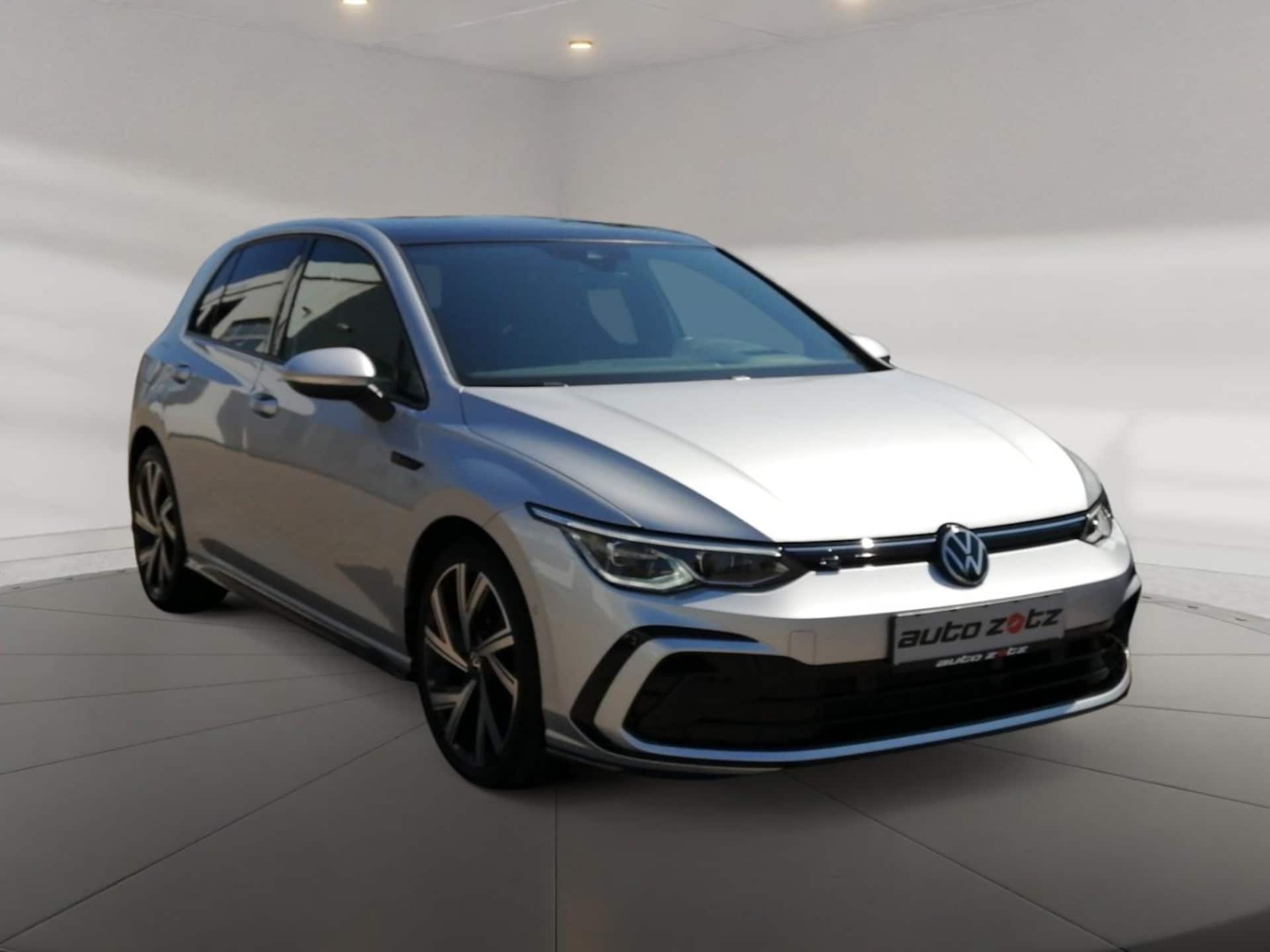 Volkswagen Golf R-Line