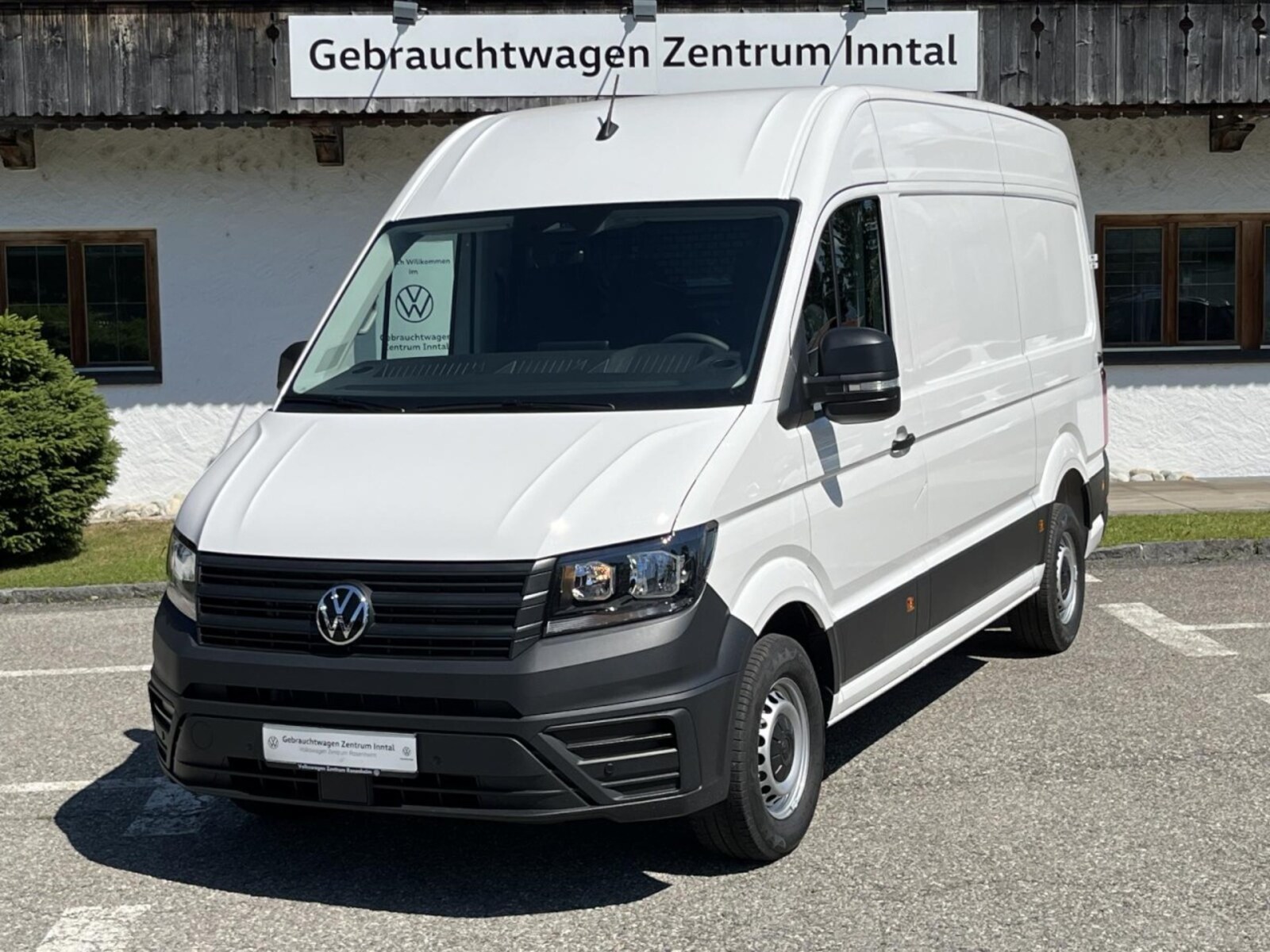 Volkswagen Crafter Kasten mittlerer Radstand – Bild 2