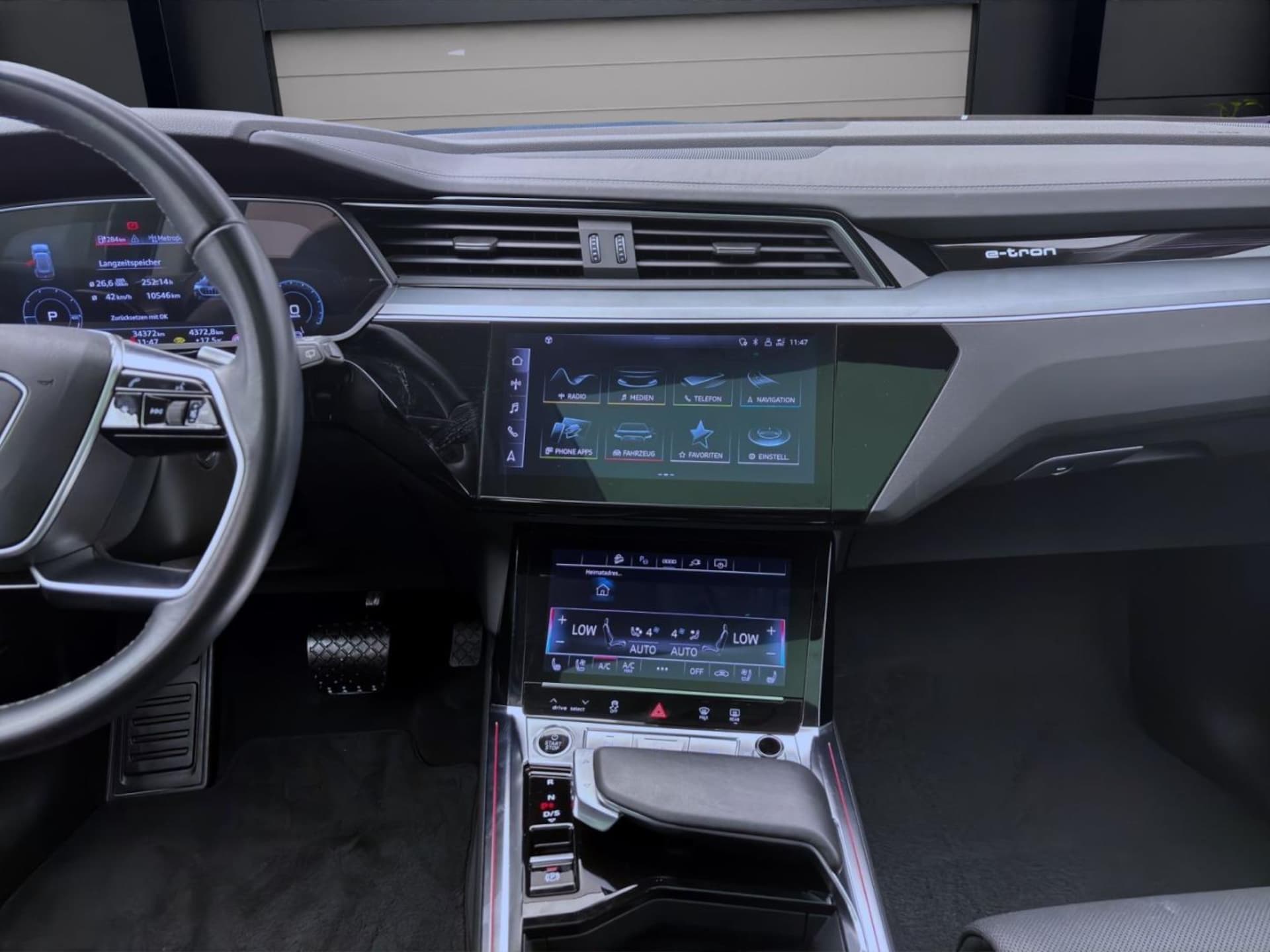 Audi Q8 e-tron S line