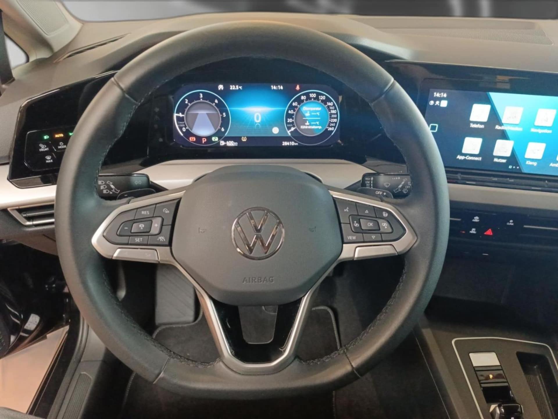 Volkswagen Golf Variant Life