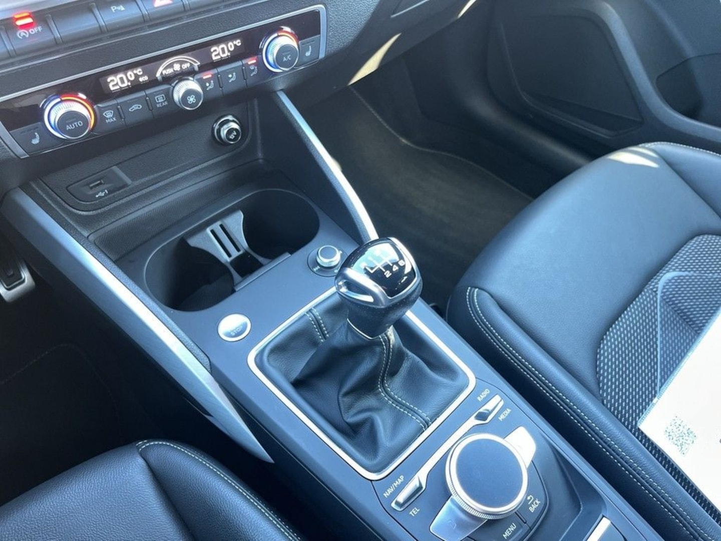 Bild über Audi Q2 S line 35 TFSI Schaltgetriebe - für weitere Informationen kontaktieren Sie den Audi Partner