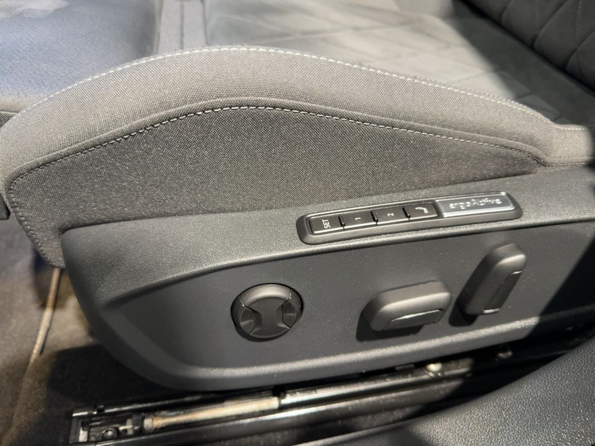 Volkswagen Golf Style