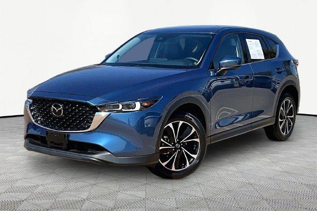 2023 Mazda CX-5 S Premium package