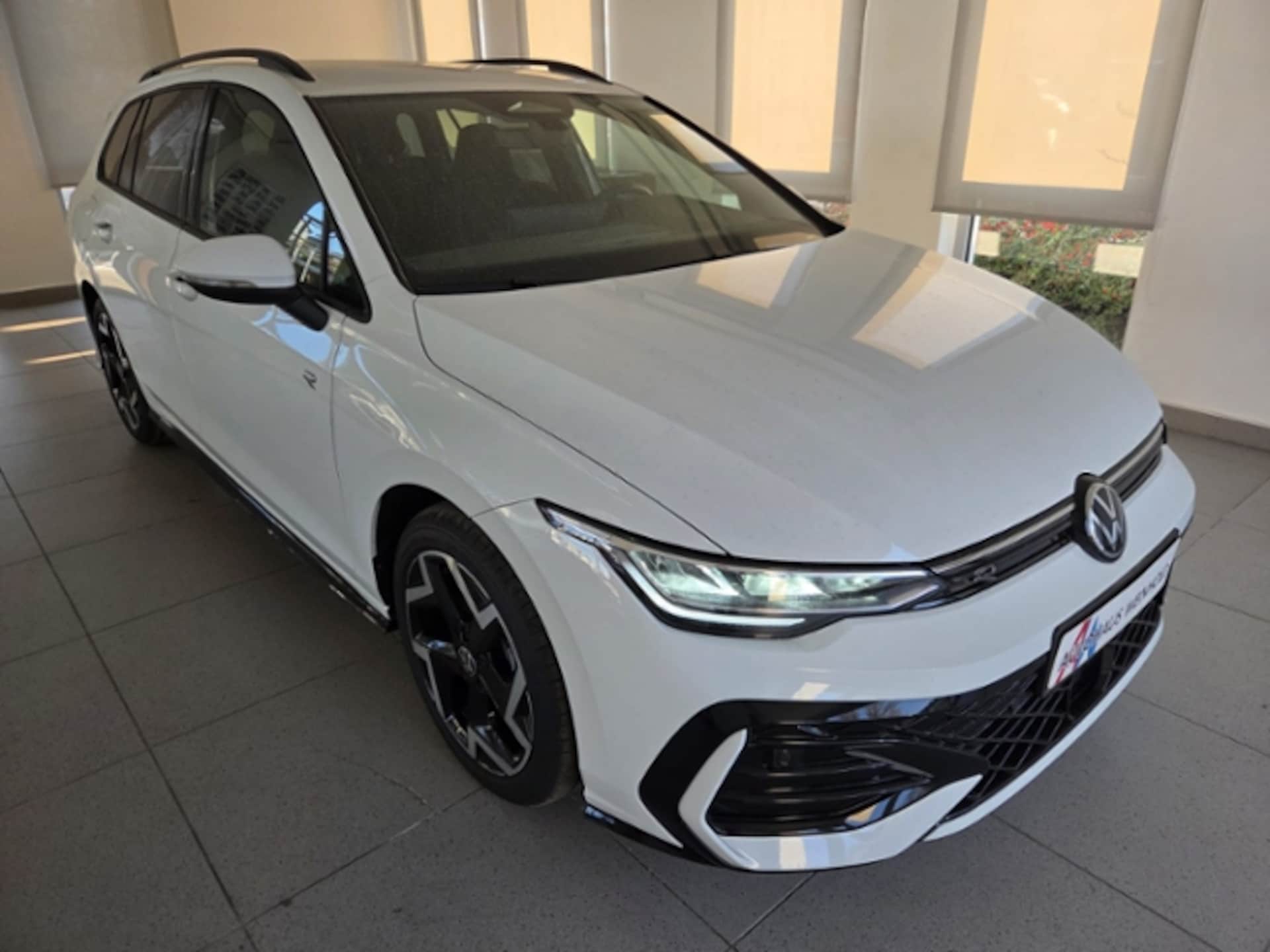 Volkswagen Golf Variant R-Line