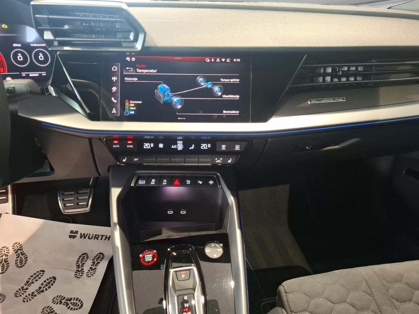 Bild som visar&nbsp;Audi RS 3 Sedan&nbsp;RS 3 Sedan 400 hk S tronic - för mer information kontakta din Audi Partner