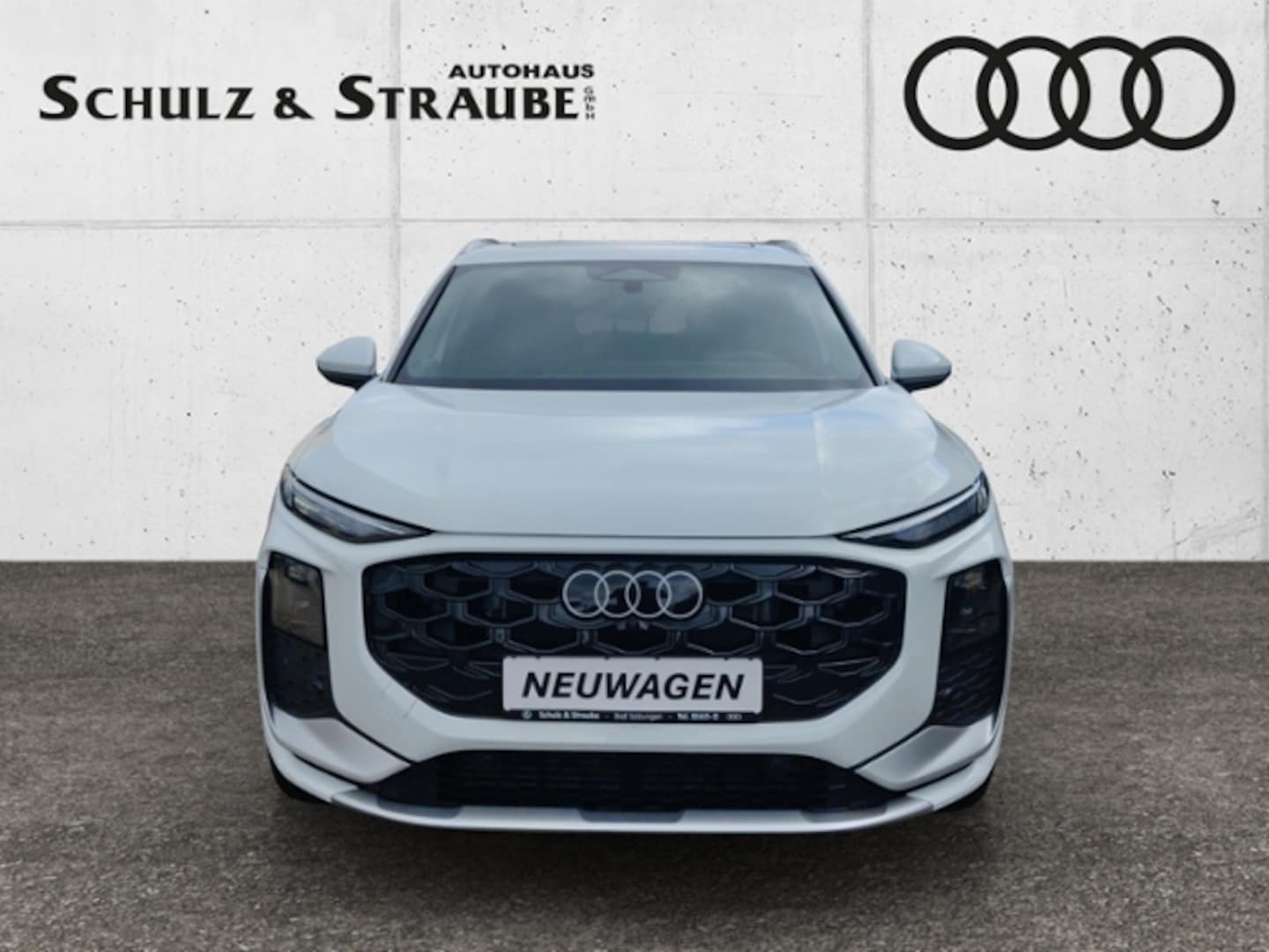 Bild über Audi Q3 SUV TFSI 110 kW S tronic - für weitere Informationen kontaktieren Sie den Audi Partner