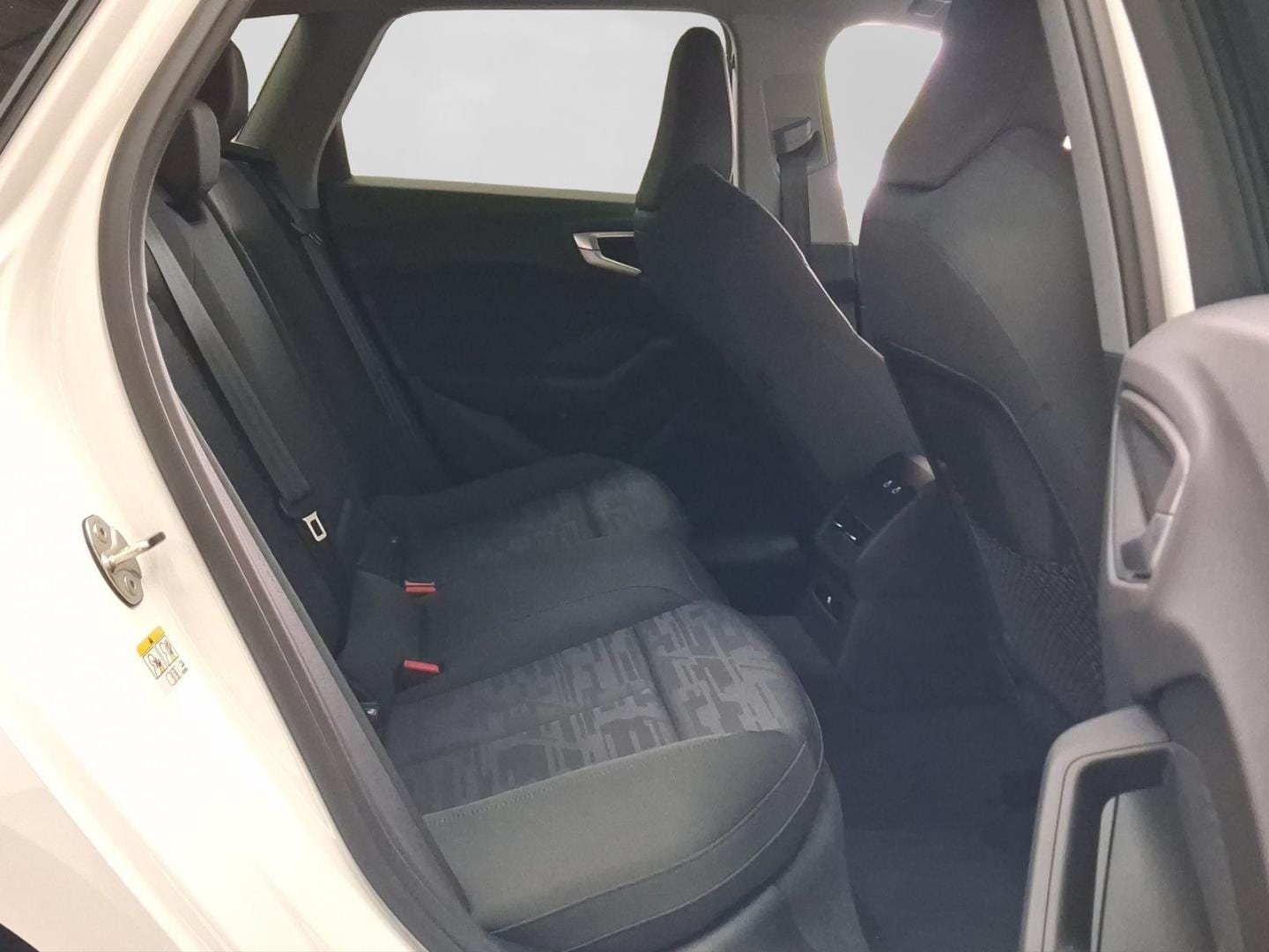 Bild über Audi A5 Avant TDI quattro 150 kW S tronic - für weitere Informationen kontaktieren Sie den Audi Partner