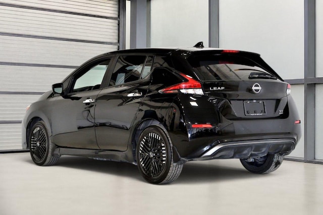 2023 Nissan LEAF