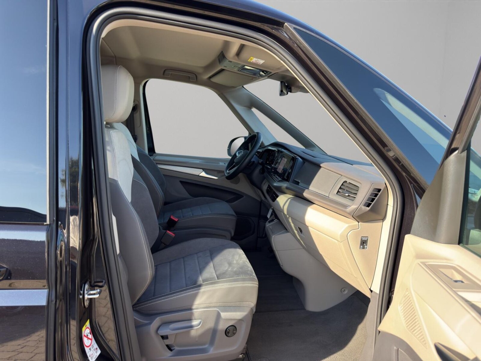 Volkswagen Multivan Langversion – Bild 17