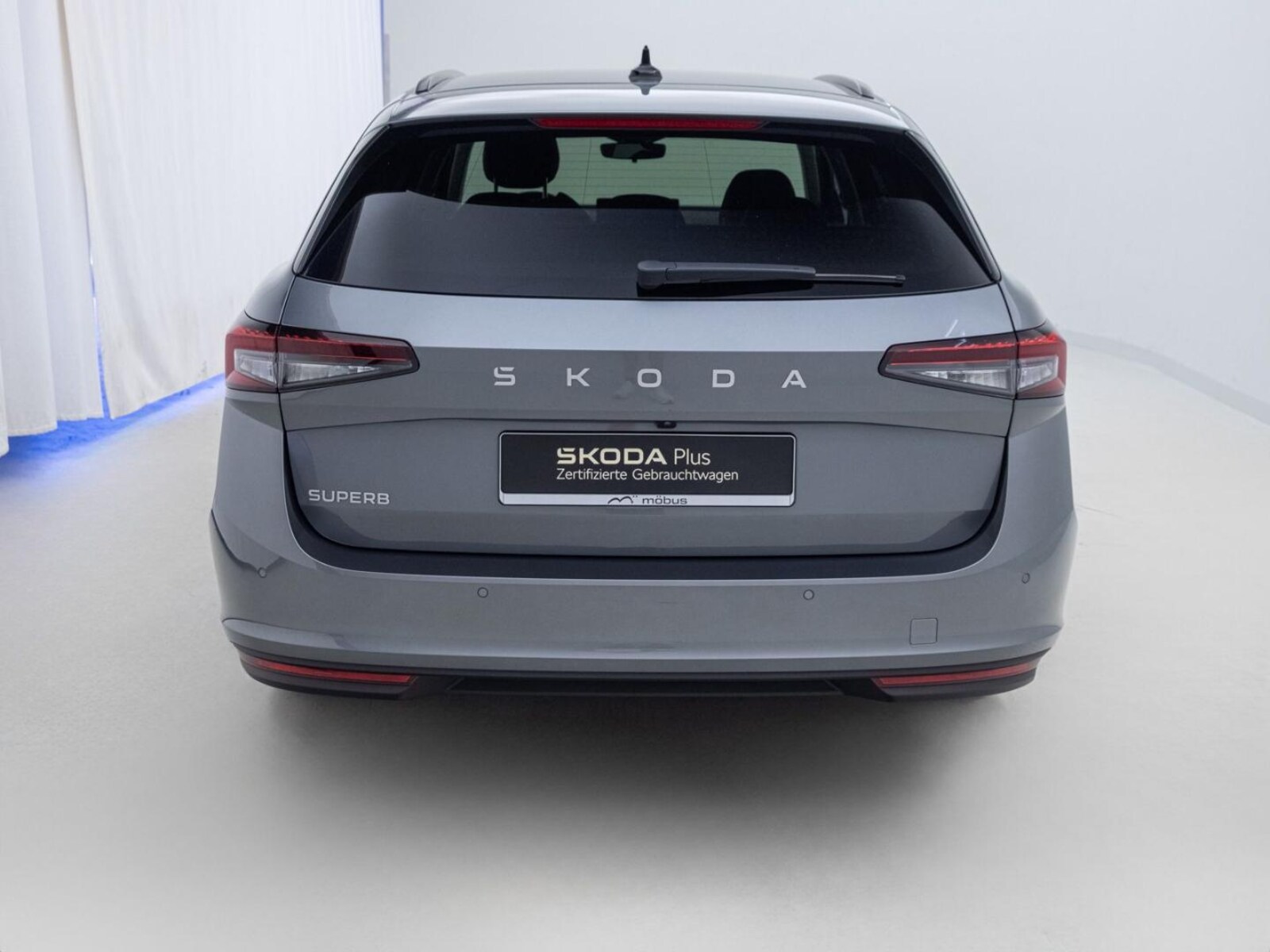 Škoda Superb Combi – Bild 8