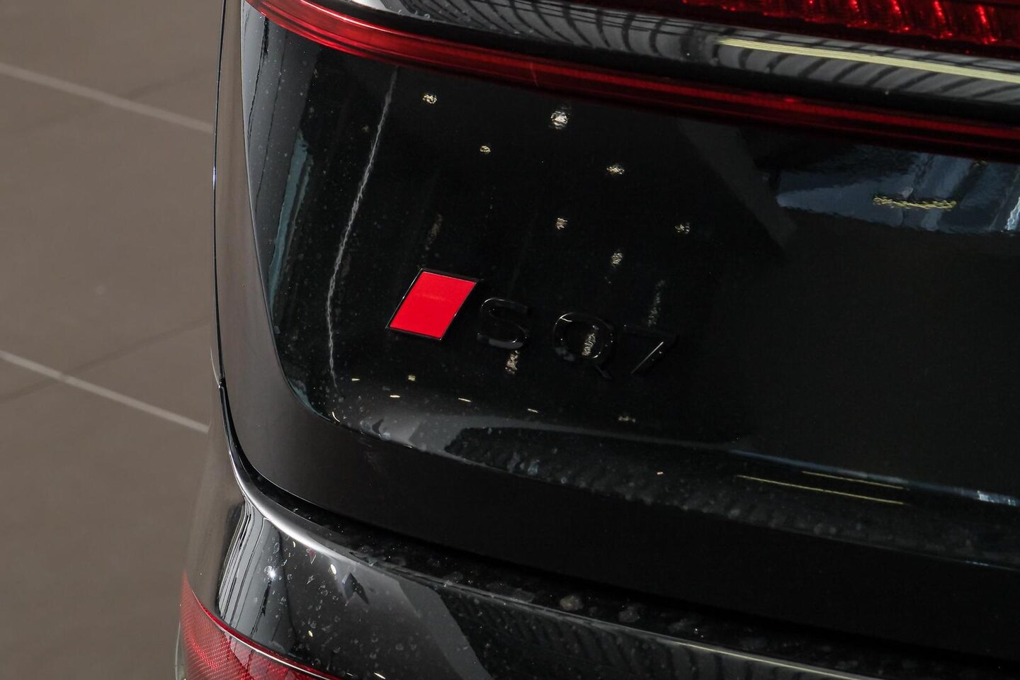 Image about Audi SQ7 SUV TFSI quattro tiptronic
