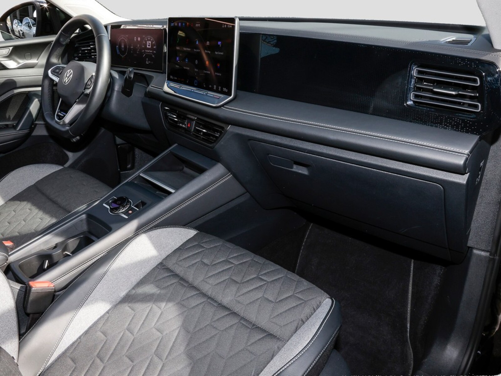 Volkswagen Tiguan – Bild 9