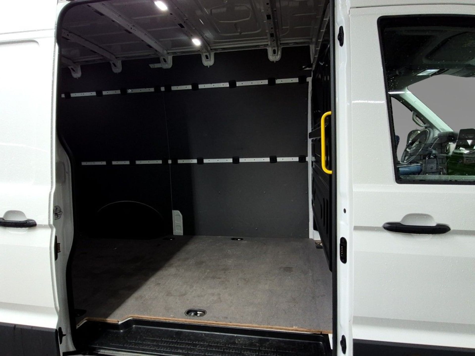 Volkswagen Crafter Kasten mittlerer Radstand