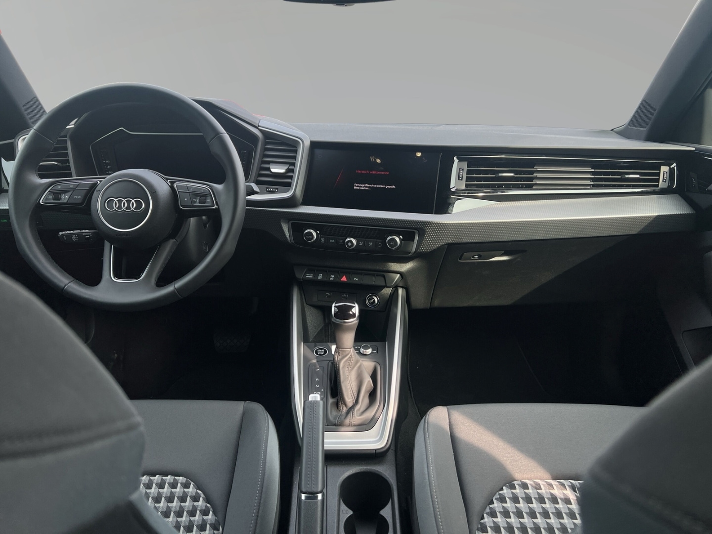 Bild über Audi A1 allstreet 30 TFSI S tronic - für weitere Informationen kontaktieren Sie den Audi Partner