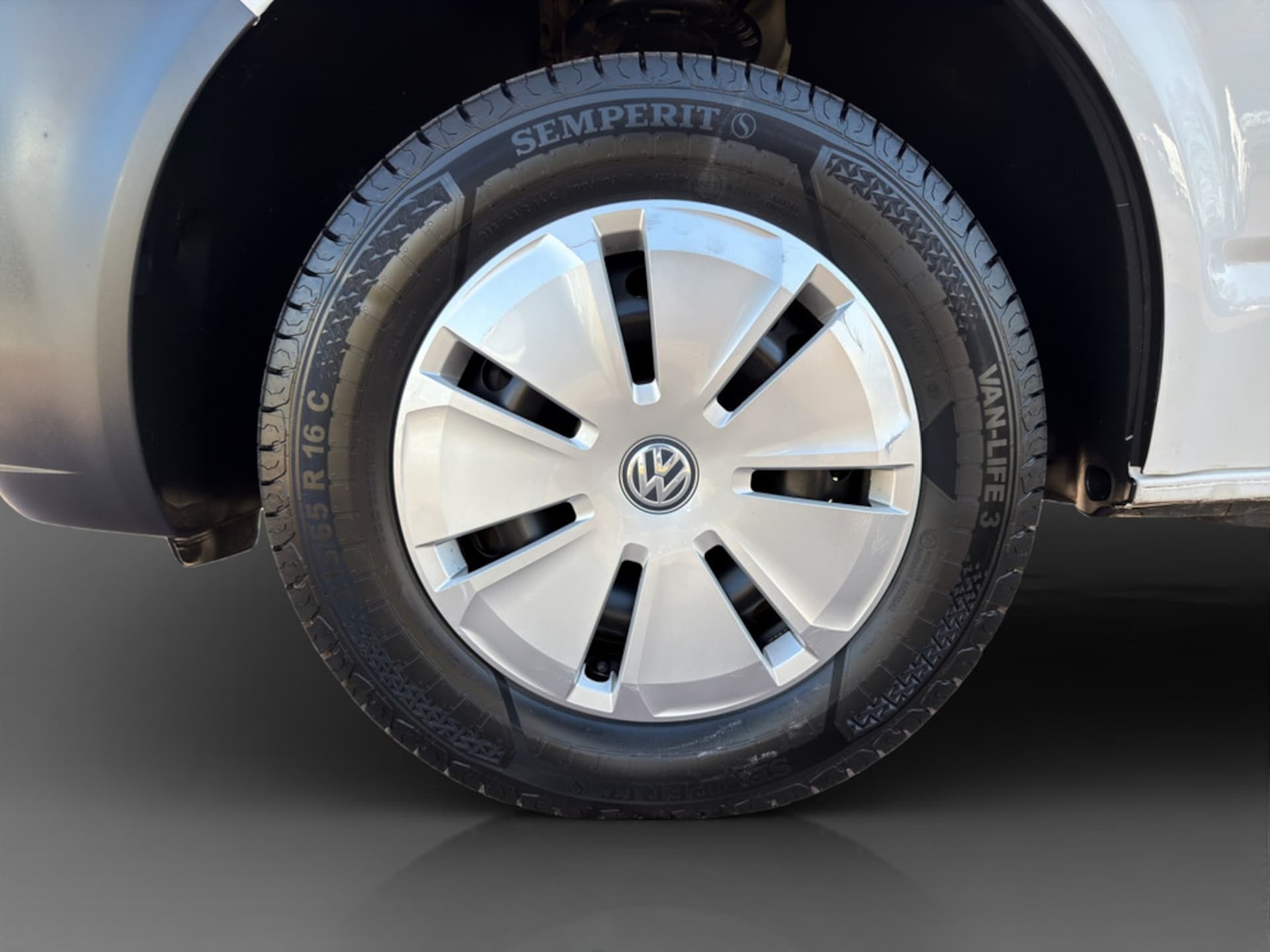 Volkswagen T6.1 Transporter Kombi kurzer Radstand