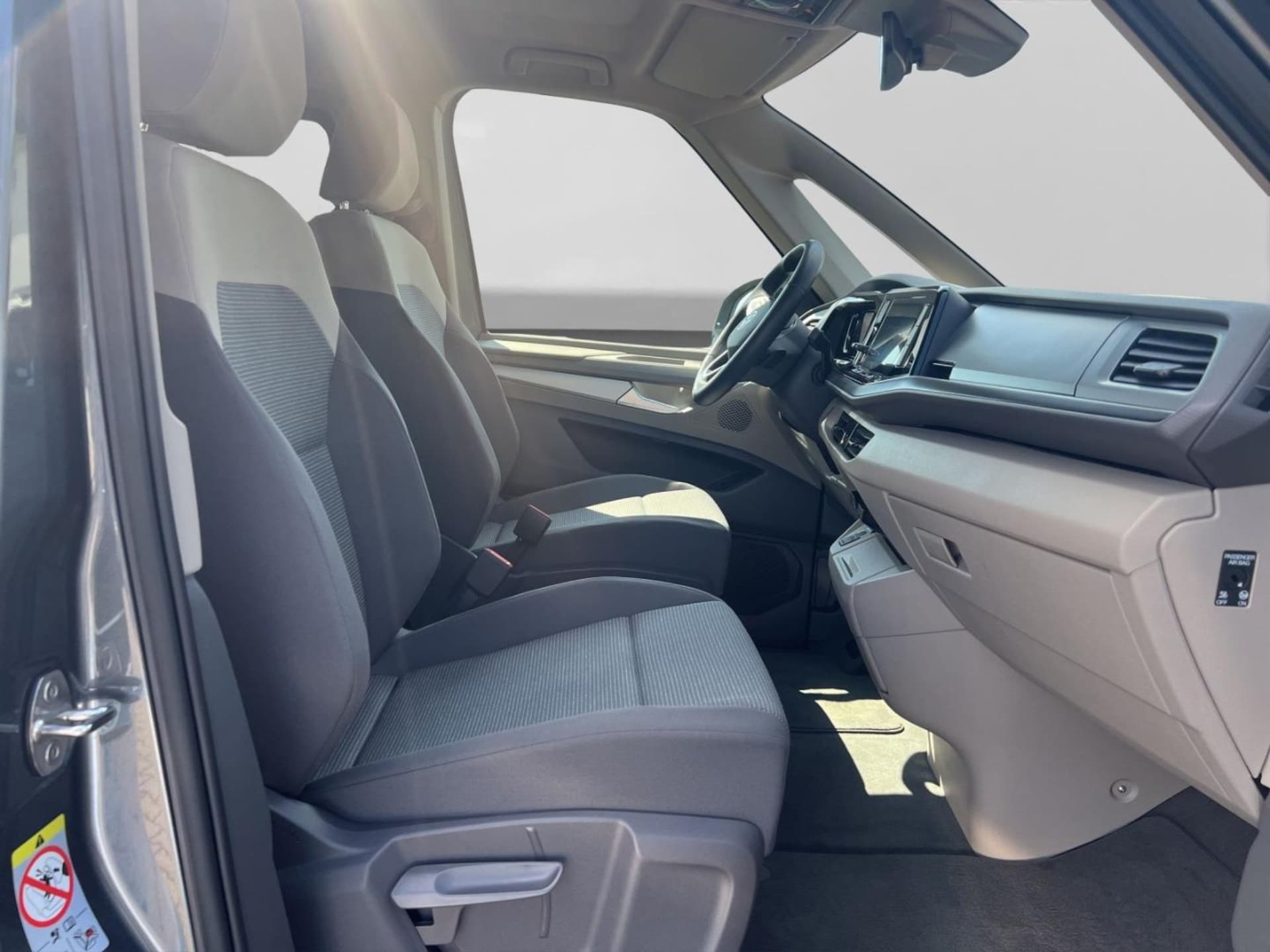 Volkswagen Multivan Basis-Modell