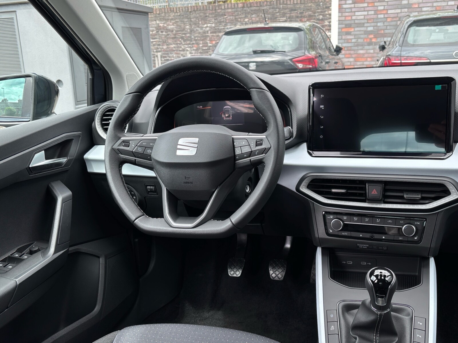 SEAT Arona – Bild 8