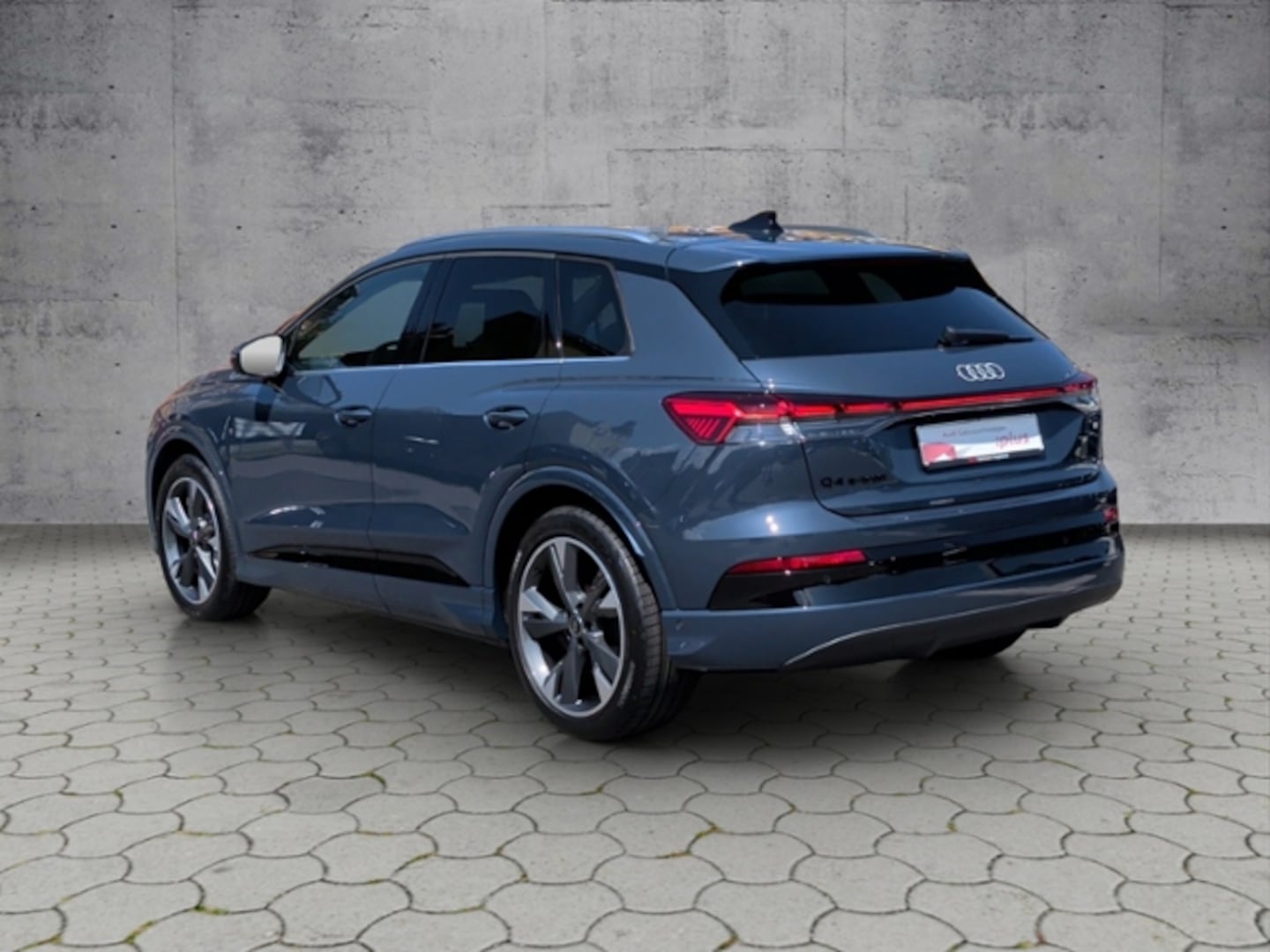 Bild über Audi Q4 SUV e-tron e-tron performance 210 kW - für weitere Informationen kontaktieren Sie den Audi Partner