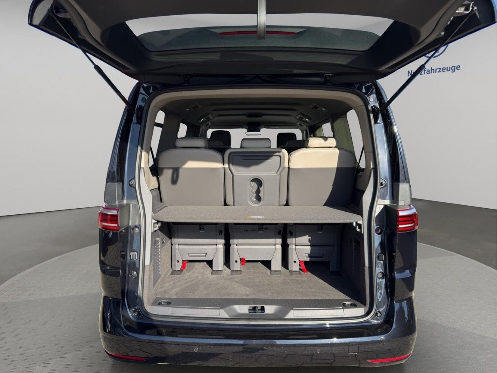 Volkswagen Multivan Langversion – Bild 18