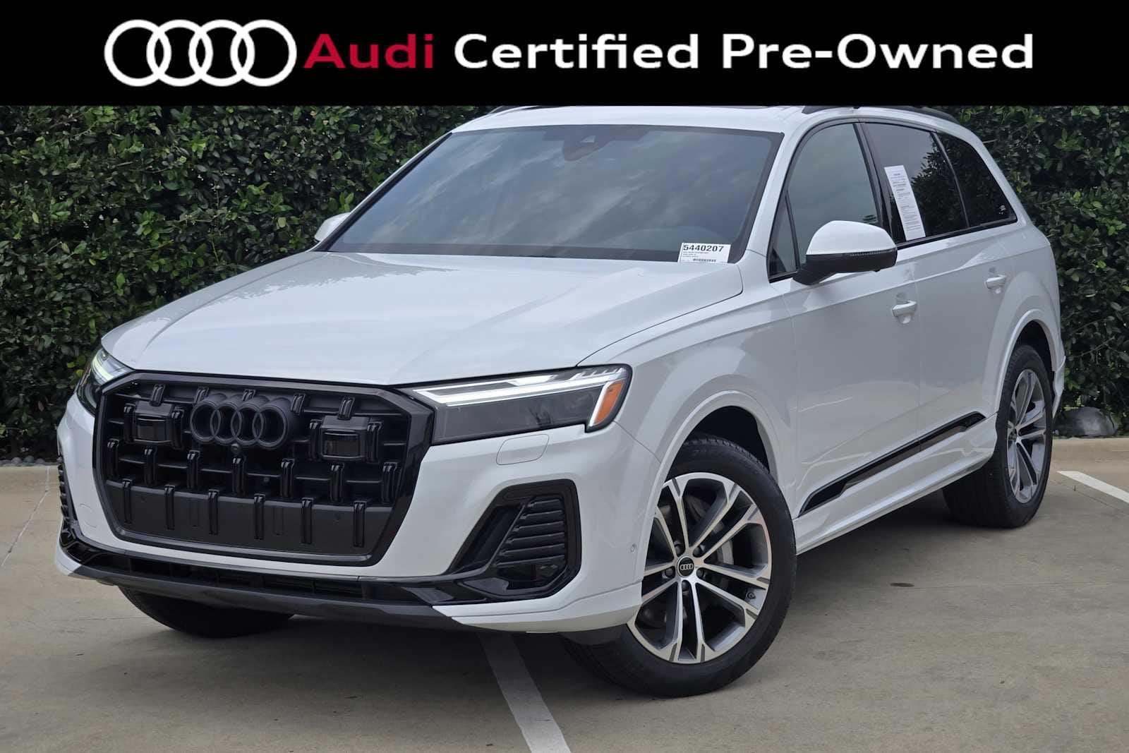2026 Audi Q7 45 Premium quattro Tiptronic's photo