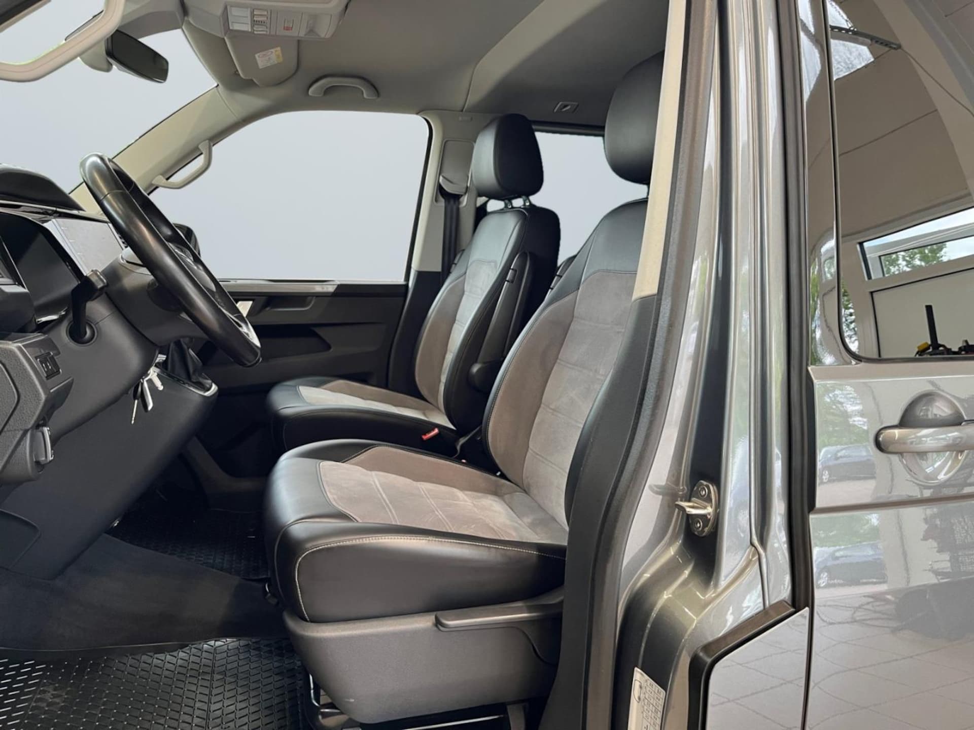 Volkswagen T6.1 Multivan Highline