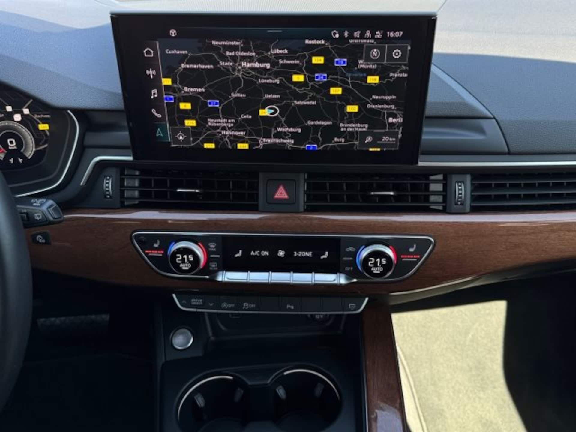 Audi A4 Avant Advanced