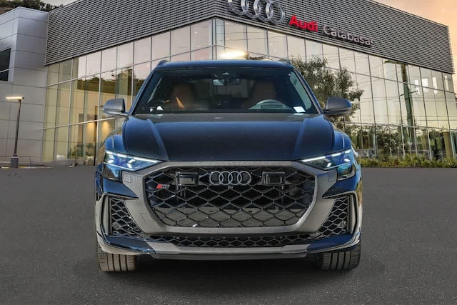 2026 Audi RS Q8 SUV performance