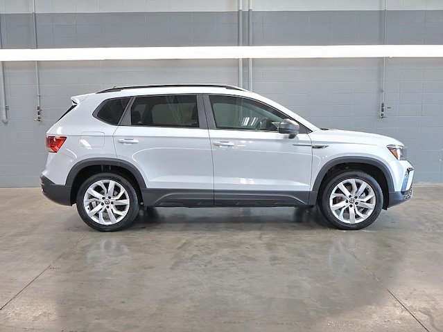 2023 Volkswagen Taos