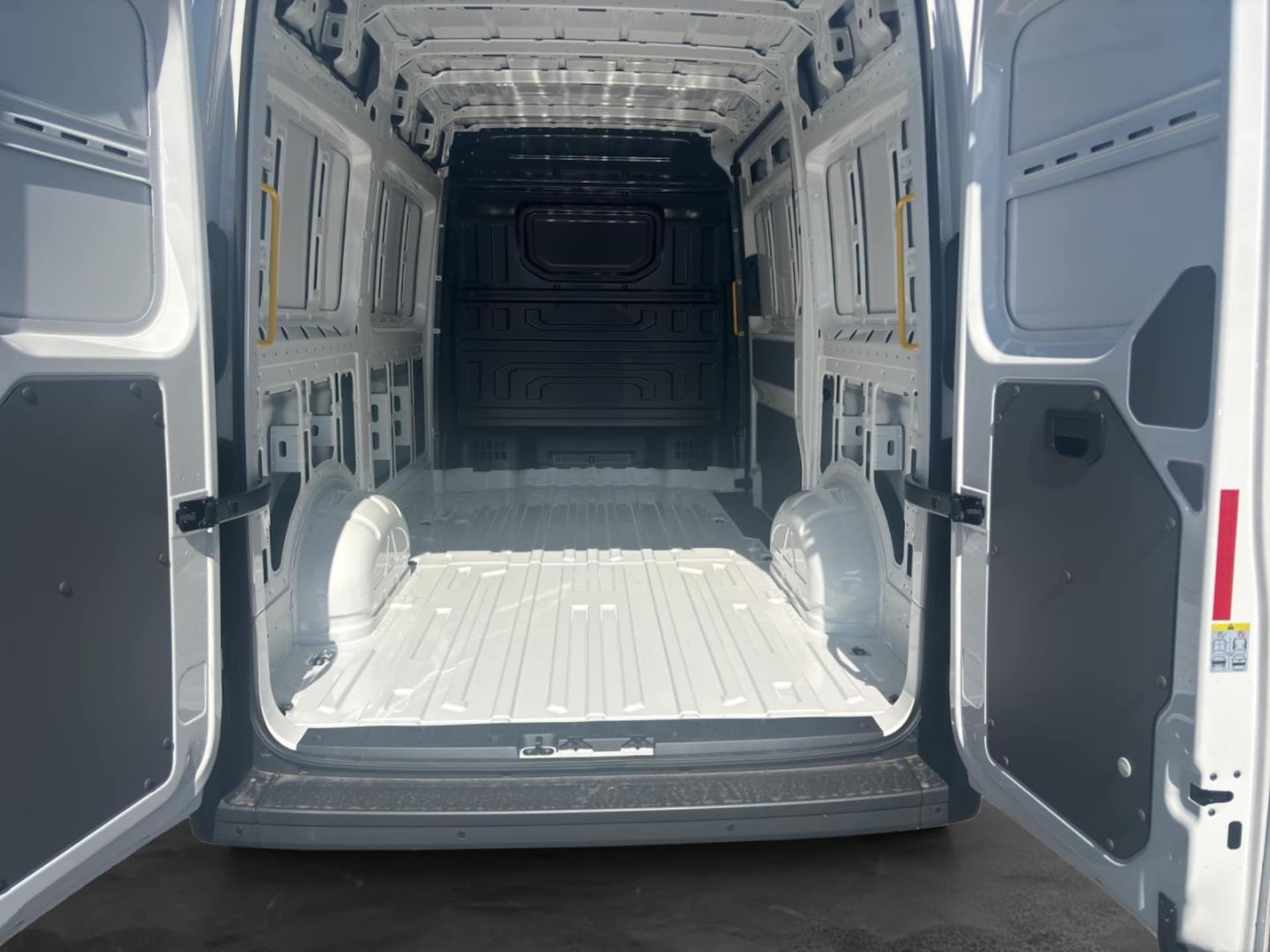 Volkswagen Crafter Kasten mittlerer Radstand