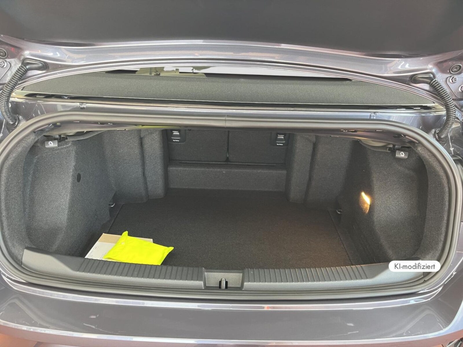 Volkswagen T-Roc Cabriolet – Bild 15
