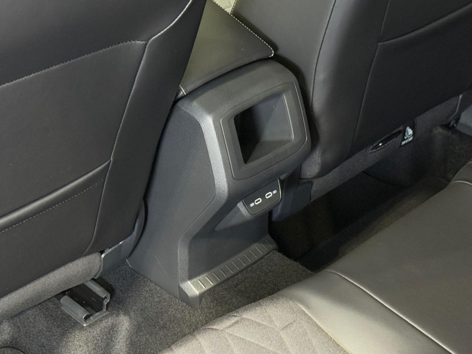 Volkswagen T-Cross – Bild 21
